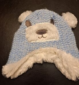 Toby & Me NWOT Polar Bear Hat   Size 12-24 Months
